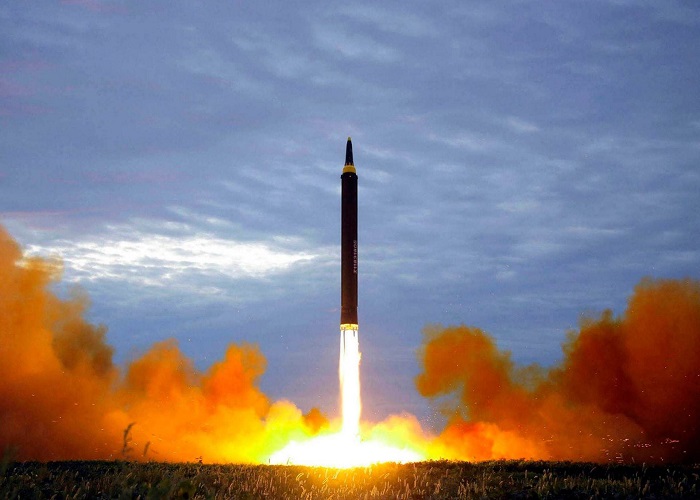 Triều Tiên xây dựng lại một phần địa điểm tên lửa khi Bolton cảnh báo sẽ có thêm lệnh trừng phạt